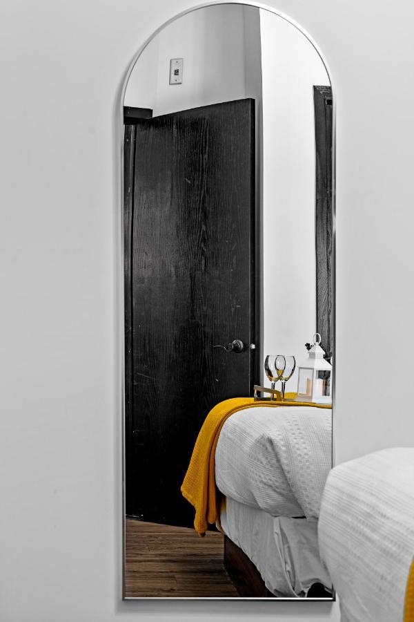 The Mountaineer By Instantsuites Pool & Hottub Canmore Kültér fotó